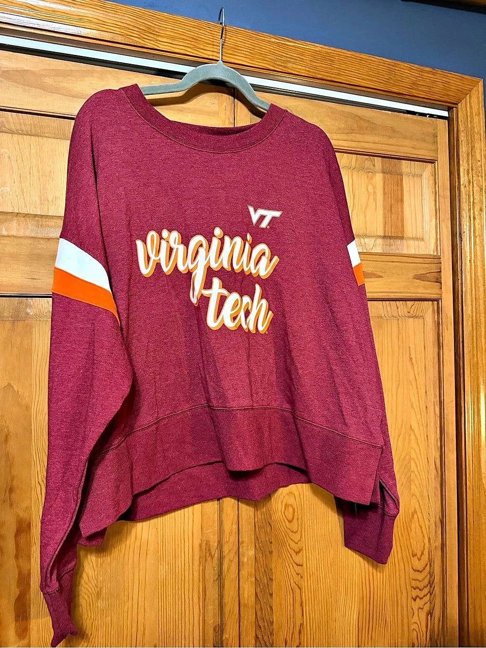 Captivating Virginia Tech Hokies Dark Garnet Sweatshirt 2XL